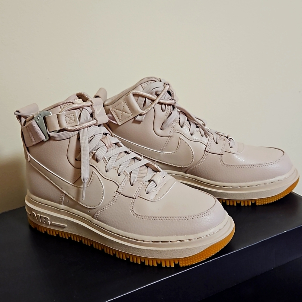 Nike Boots